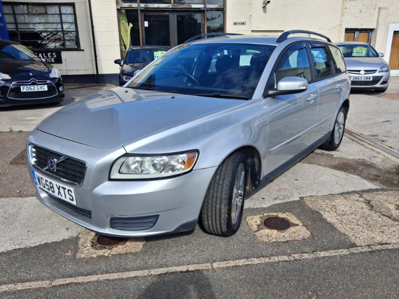 2009 Volvo V50 Estate 1.6D DRIVe S Estate 5dr Diesel Manual Euro 4 109 ps