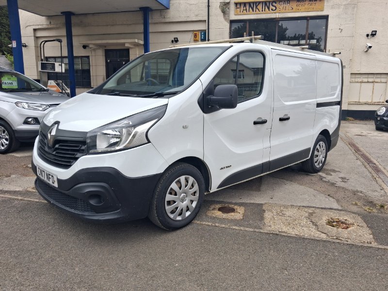 Renault Trafic 1.6 dCi 27 Business Panel Van 5dr Diesel Manual SWB Standard Roof Euro 6 120 ps for sale in Huntingdonshire